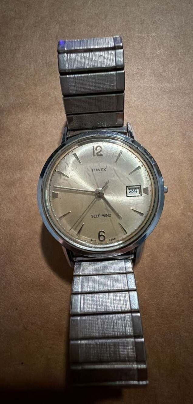 Vintage Timex Self-Wind Mens Watch 4114 3265 Speidel Band Missing Crown Repair